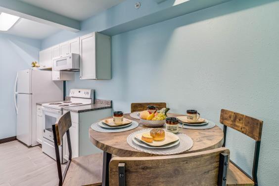 Seaside Boutique Hotel, Waves At Your Doorstep Πορτ Αράνσας Εξωτερικό φωτογραφία